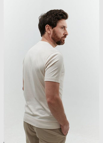 Светло-бежевая футболка NAVI