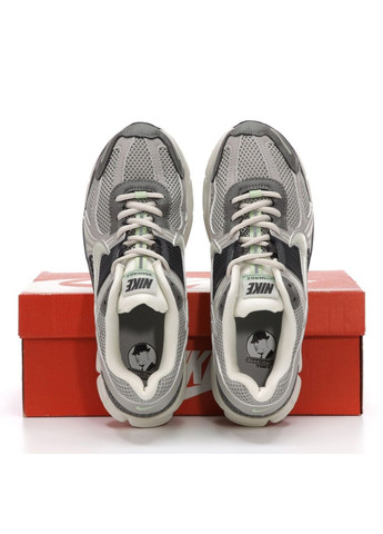 Білі Осінні кросівки чоловічі nike zoom vomero 5 grey ci1694 No Brand