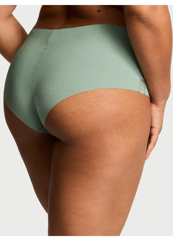 Трусики-чіки жіночі безшовні з мереживом No-Show Daisy Lace Cheeky Panty зелені Victoria's Secret (330829524)