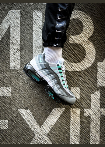 Серые демисезонные кроссовки мужские nike air max 95 gray mint black | найк аир макс 95 серые черные No Brand