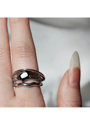 Багатошарове колечко в асиметричному дизайні срібляста з чорним камінцем унісекс широке футуристичний мінімалізм стиль y2k панк No Brand (370293014)