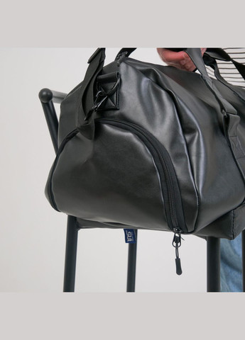 Чоловіча сумка через плече спортивна дорожня 2 відділення з екошкіри, чорний колір ToBeYou сумка l (293247123)