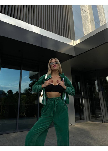 Жіночий спортивний костюм велюр для прогулянок та активного відпочинку комфортний New Trend (304647083)