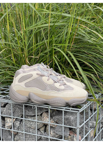 Бежевые демисезонные кроссовки мужские и женские adidas yeezy boost 500 beige | адидас изи буст 500 бежевые No Brand