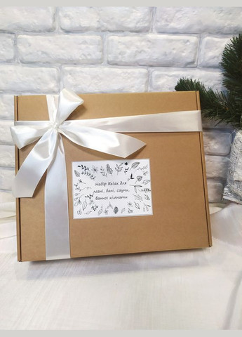 Подарунок для жінки набір Relax для лазні, тюрбан, рушник вафельний, рукавичка, трави, мильні квіти, арома свічка (5743-2214) No Brand (303927094)