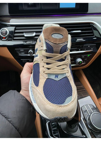 Белые демисезонные кроссовки мужские new balance 2002r brown нью беланс 2002r No Brand