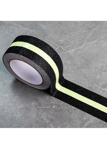 Противоскользящая лента против скольжения для лестницы 5см*5м серая с люминесцентной полосой HF (367088725)