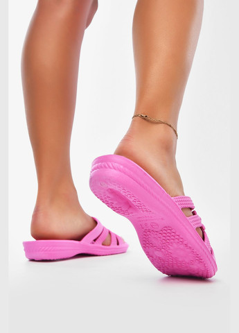 Шльопанці піна жіночі рожевого кольору Let's Shop (341483924)