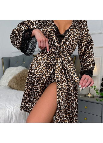 Атласний комплект зі щільного атласу. Халат із піжамкою леопардовий із топом і шортами на поясі M China (360866818)