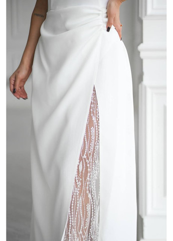 Белое платье макси белого цвета с кружевом No Brand