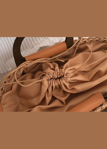 Маленькая летняя плетеная сумка кросбоди с деревянными ручками и длинным ремешком ANGELA No Brand (293510681)