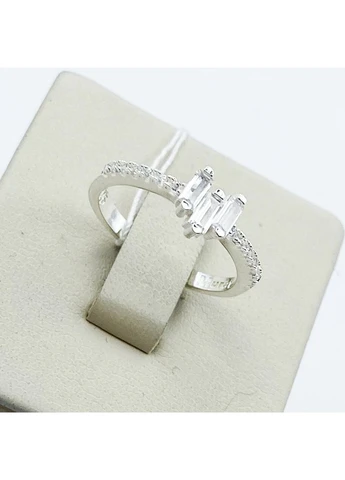 Каблучка срібна з кубічним цирконієм 17 2,04 г No Brand (382674300)