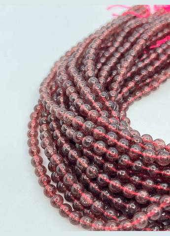 Полуничний кварц на нитці без застібки 6 мм 40 см No Brand (327071983)