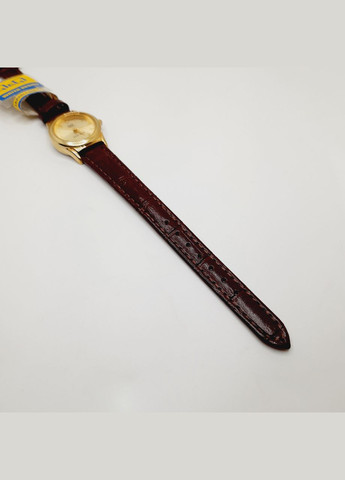 Наручные часы '' женские кварцевый кожаный ремешок () Q&Q VN95-100 (305391359)