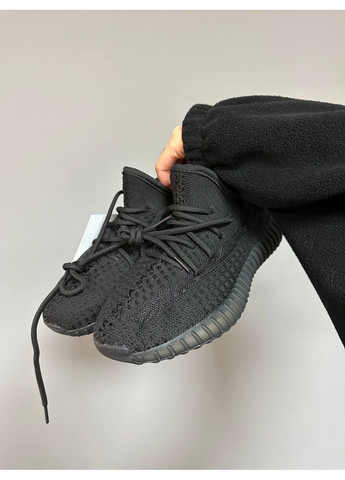 Чорні Осінні кросівки чоловічі adidas yeezy boost 350 black v2 адідас ізі буст No Brand