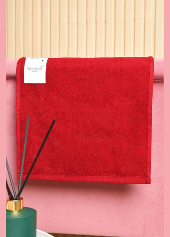 Салфетка кухонная махровая красного цвета Let's Shop однотонный красный