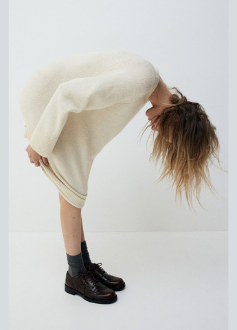 Кремова сукня зимова H&M