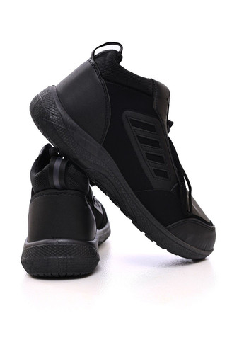 Черные кроссовки мужские K&G