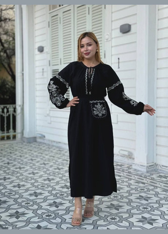 Чорна етнічна сукня в старовинному стилі з карманом гадункою в комплекті Delvinss