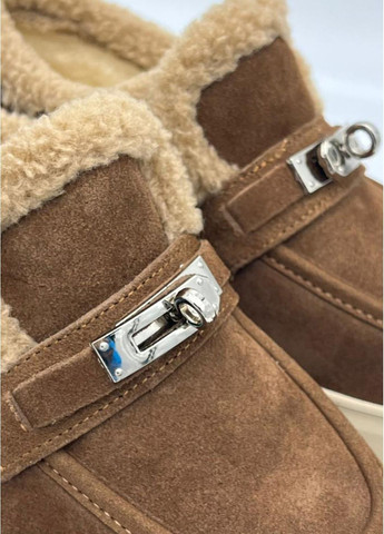 Коричневые лоферы женские коричневые с мехом из натурального замша. Fashion с пряжкой