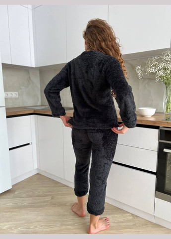 Черная зимняя женская махровая пижама черная реглан + брюки No Brand піжама