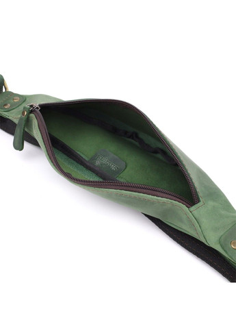 Містка бананка для чоловіків з натуральної вінтажної шкіри 23133 Зелений Shvigel (335081594)