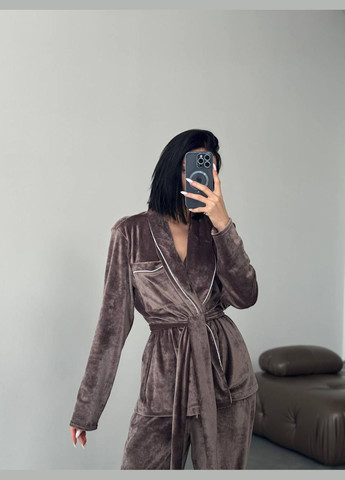 Бежева жіноча піжама двійка плюш велюр колір мокко р.46/48 452620 New Trend