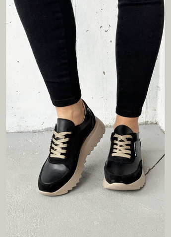 Черные демисезонные стильные и комфортные женские кроссовки из натуральной кожи InFashion Кросівки
