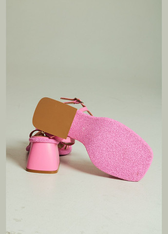 Розовые босоножки на каблуке кожа Lottini с ремешком