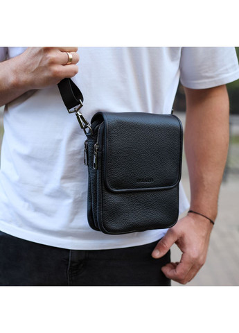 Чоловіча сумка барсетка на одне плече 17.5х22х6, нагрудний месенджер для телефону, чорний No Brand (362000589)