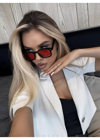 Сонцезахисні окуляри Resort червоні з чорним No Brand (315689040)