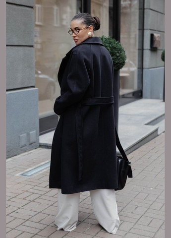 Черное демисезонное Длинное пальто прямого кроя черного цвета Jadone Fashion