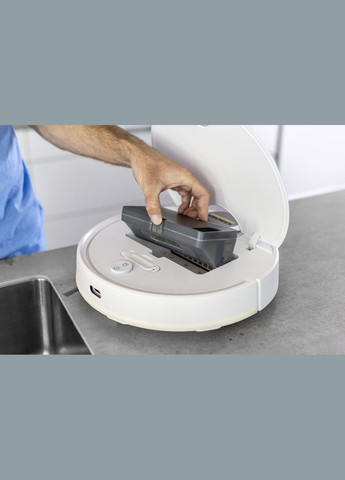 Робот-пылесос с функцией влажной уборки Kärcher RCV 3 KARCHER (317205863)
