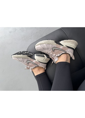 Кросівки жіночі Nike V2K Runtekk Pink | Найк В2К Рантекк рожеві демісезони (371770610)