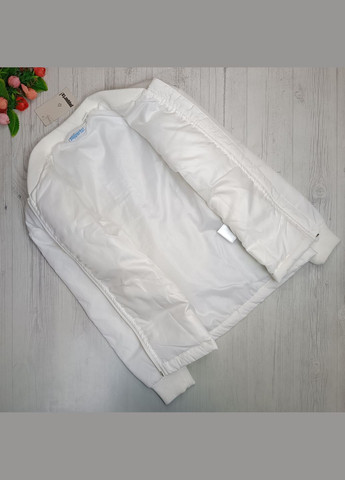 Біла демісезонна куртка-бомбер для дівчинки Pepperts