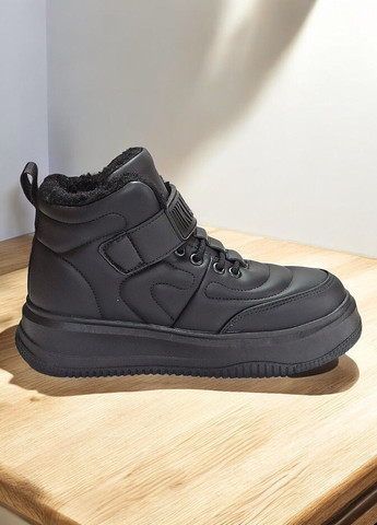 Зимові черевики хайтопи утеплені на овчині для хлопчика підлітка на липучках ТОМ М 11204А чорні Tom.M (303403567)