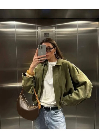 Оливкова (хакі) демісезонна жіноча куртка-бомбер No Brand