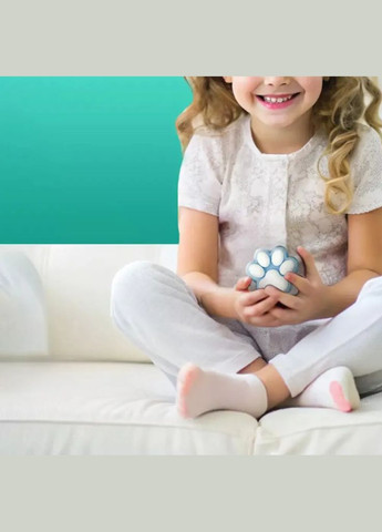 Игрушка-антистересс Сквиши Pinch Family Лапка Котика махровая 7 см голуба oldbro (307364683)