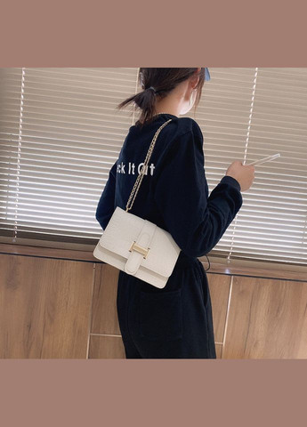 Жіноча міні сумочка клатч під рептилію на ланцюжку No Brand (298997677)