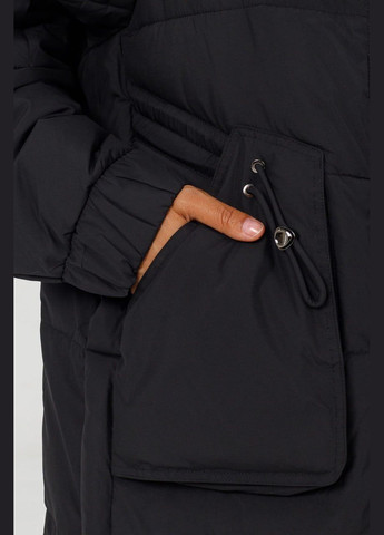 Чорна зимня пуховик жіночий Lora