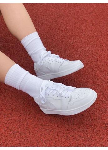 КРОССОВКИ ЖЕНСКИЕ NIKE AIR JORDAN RETRO 1 LOW FULL WHITE НАЙК АИР ДЖОРДАН БЕЛЫЕ No Brand белые демисезоны (391953716)