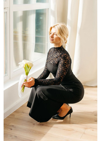Чорна жіноча чорна мереживна сукня міді "evening dress" Lana Bryk однотонна
