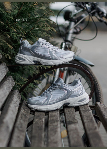 Серые всесезонные мужские кроссовки No Brand