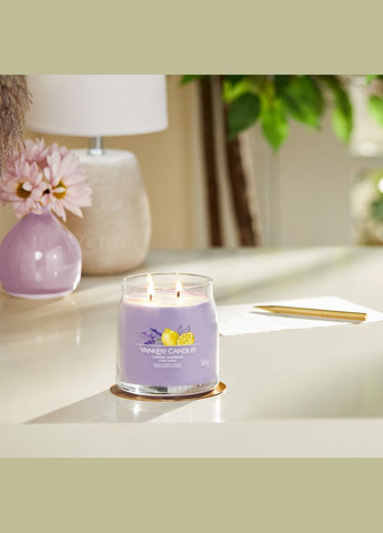 Ароматическая свеча Lemon Lavender Medium Jar (1630004E) Yankee Candle (336211352)