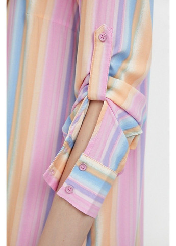 Розовое кэжуал платье-рубашка s21-32021-310 рубашка Finn Flare в полоску