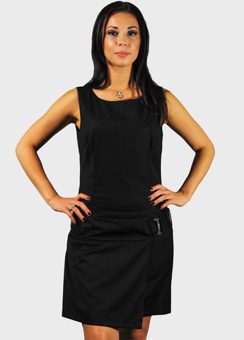 Черное кэжуал короткое черное платье без рукавов fv-119725 черный Forza Viva однотонное