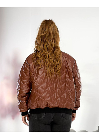 Коричневая демисезонная куртка женская стёганная Style Point