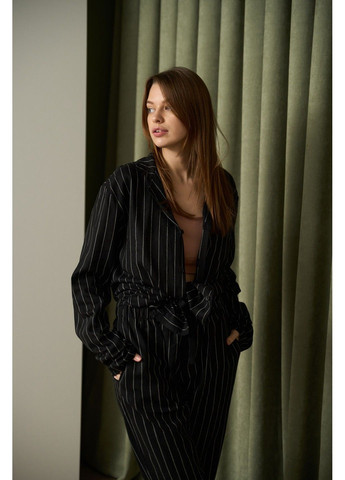 Черная всесезон пижама женская в полоску лен linen strip черная Handy Wear