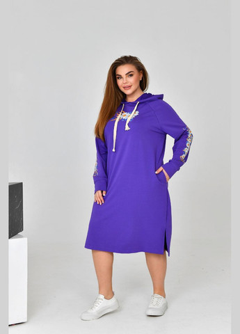 Фиолетовое женское платье спорт с капюшоном цвет фиолетовый р.52 454333 New Trend