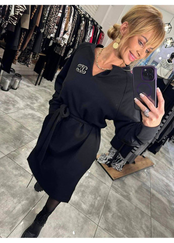 Чорна сукня трьохнитка на флісі з кишенями,розрізами та поясом Україна